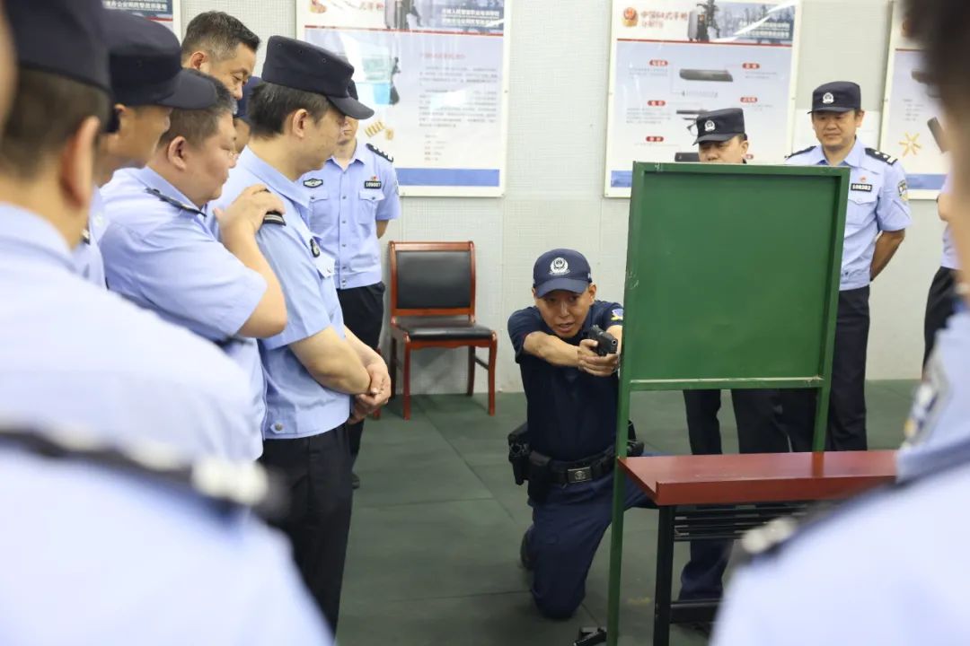 济南公安市中分局：强警砺剑为警务实战“添翼”赋能