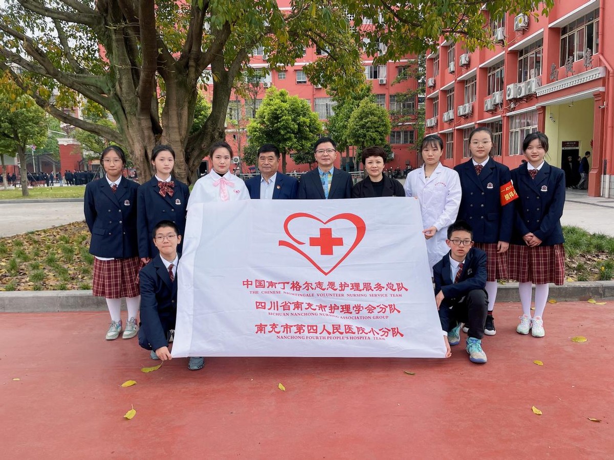 观看校园结核病防控宣传视频,结核病防控日进入校园