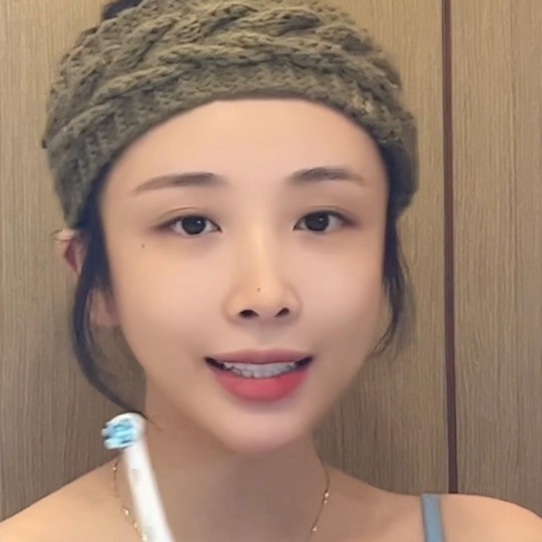 笑起来好看的牙齿,佳洁士什么牙膏能美白牙齿