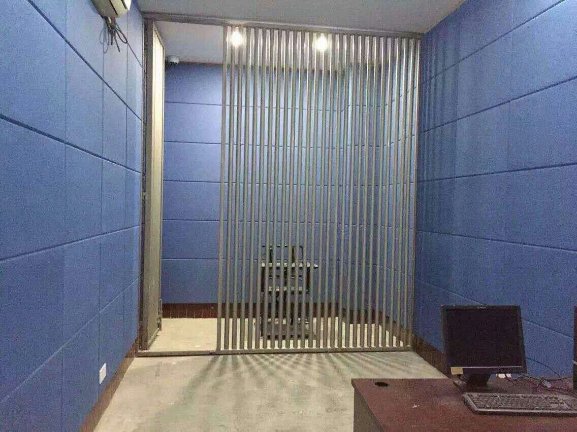 年轻人总想来体验一下生活,年轻人进派出所