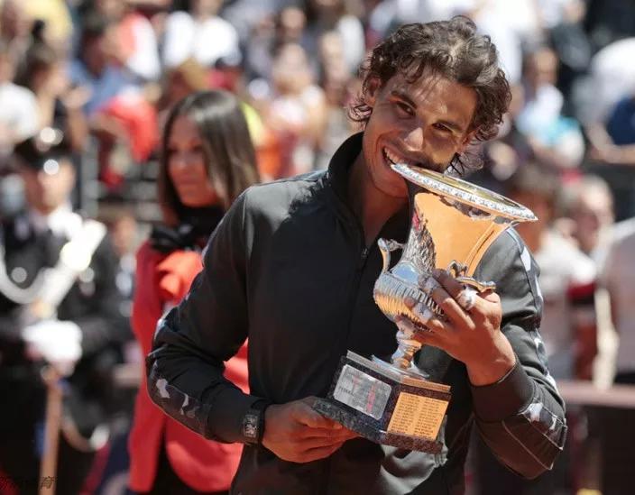 西班牙夺过世界杯冠军,欧锦赛西班牙晋级八强