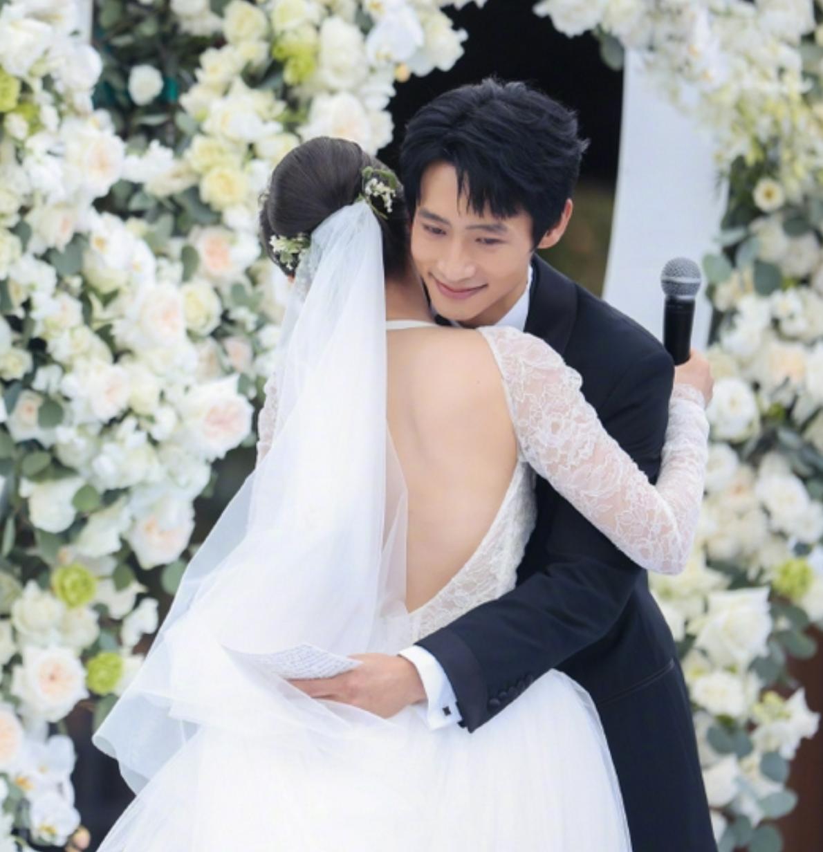 娱乐圈十大甜蜜婚礼亲吻,娱乐圈十对明星夫妻婚礼