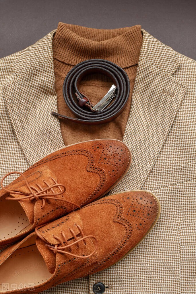 岁数大穿的男鞋有哪些款式,成熟男人适合穿什么品牌男鞋