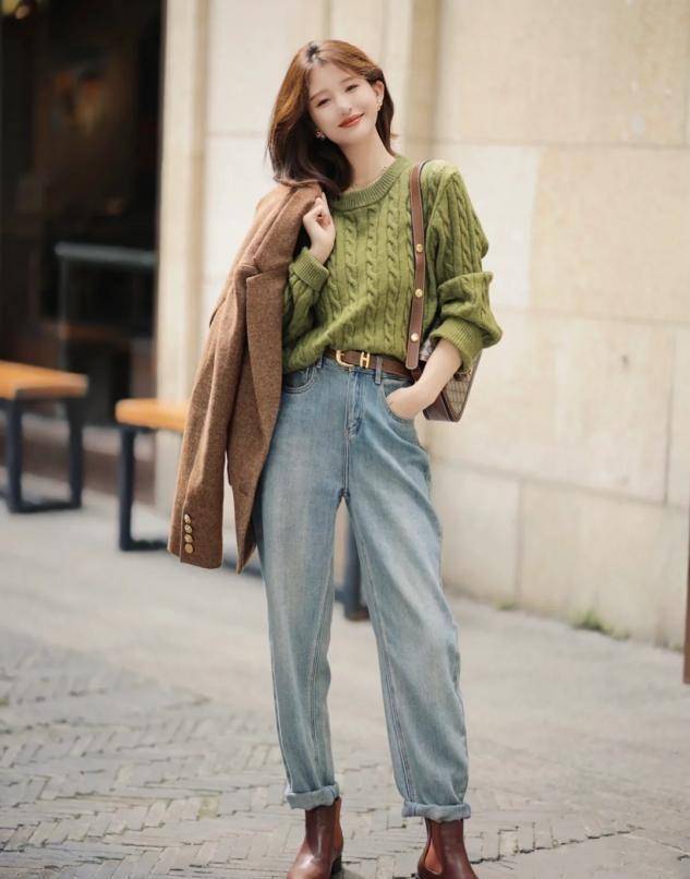 今年流行裤子不皱有垂感,今年裤子流行红色吗