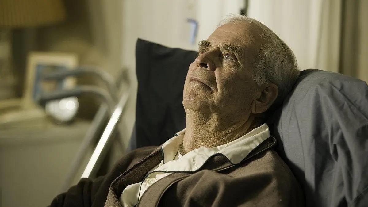 老人临终时的胡言乱语,为什么老人临终前会胡言乱语