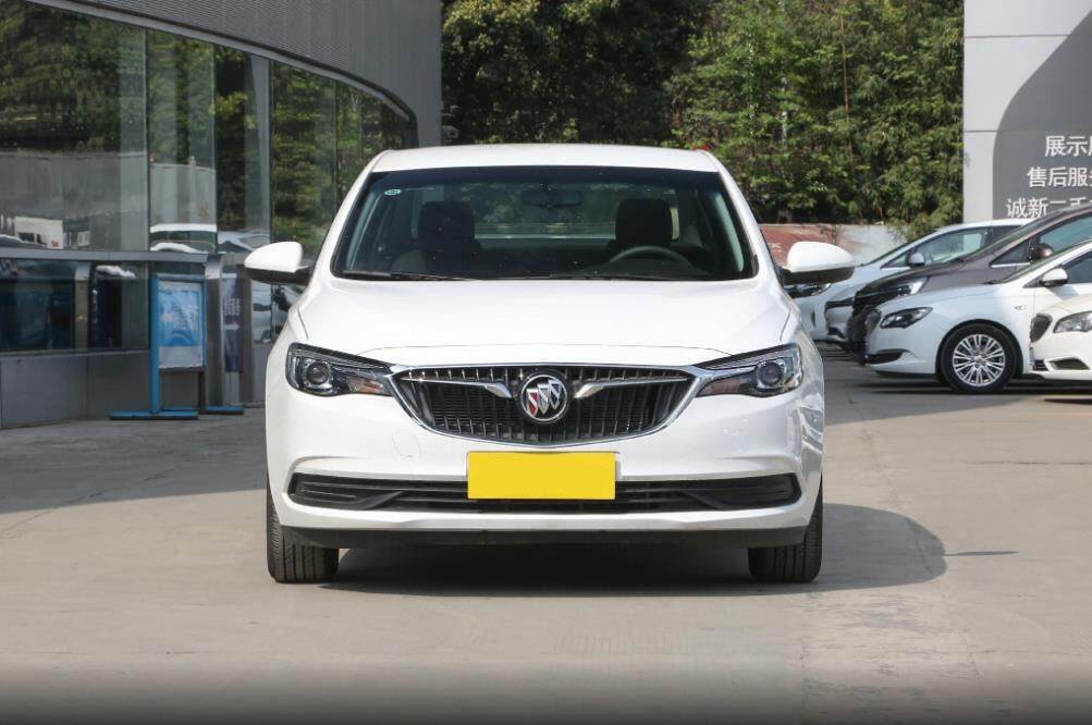 别克终于开窍了，英朗降至7万多起，全系自动挡，好开又省油