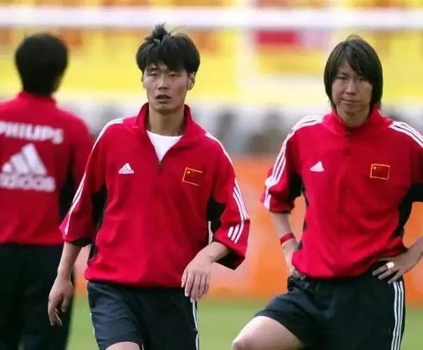 李铁为中国足球带来的进步,国足李铁吹头发