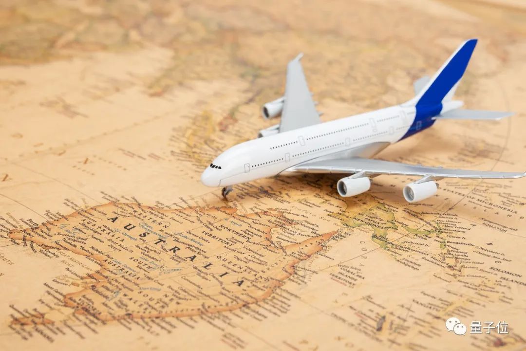 一夜成名的航班追踪网站,什么来头?