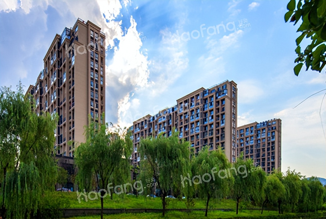 贷款买房子房产证没下来能卖吗,全款和贷款买房子房产证一样吗