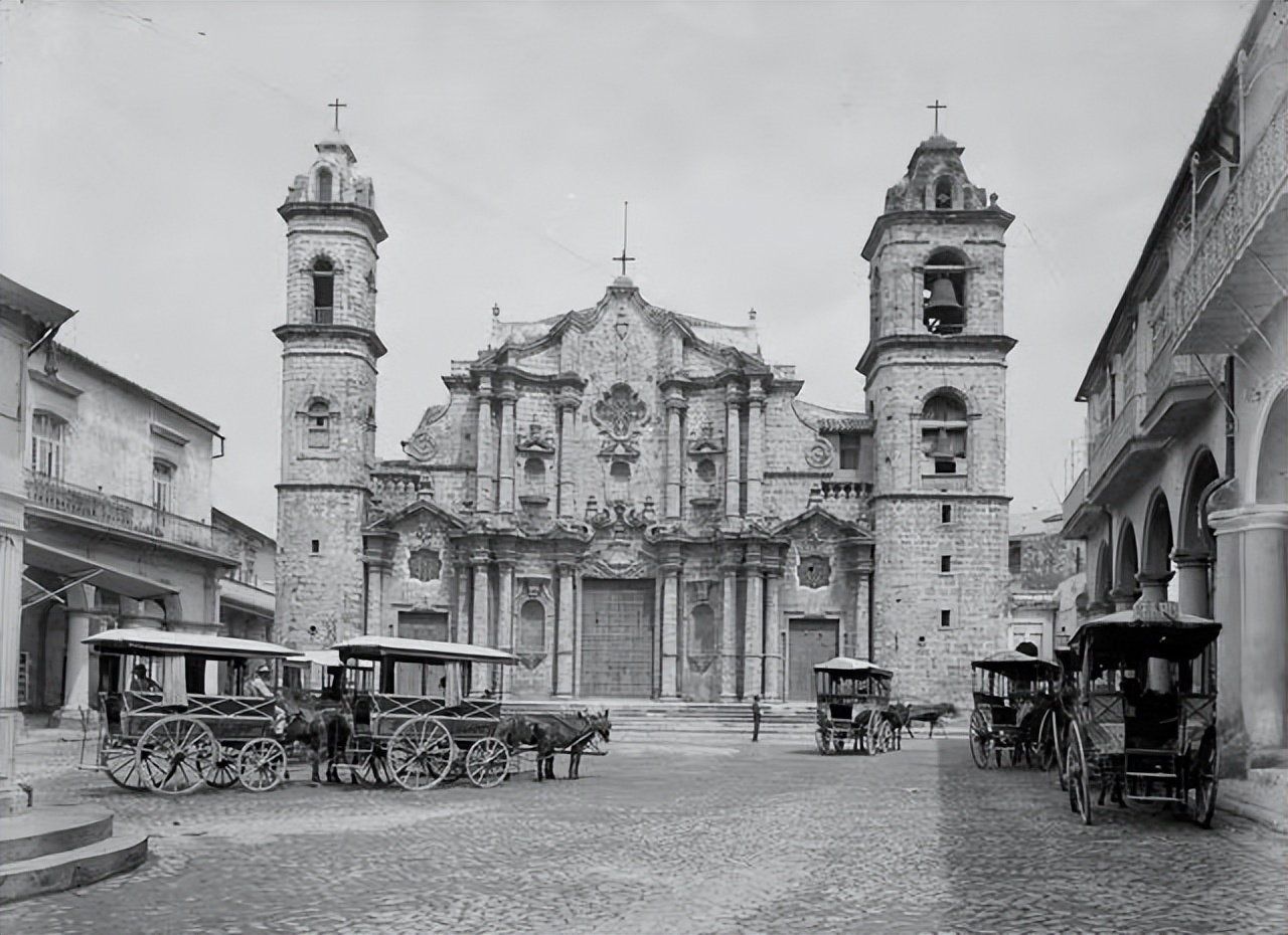 阿根廷南极旅游业,阿根廷比索旅游业