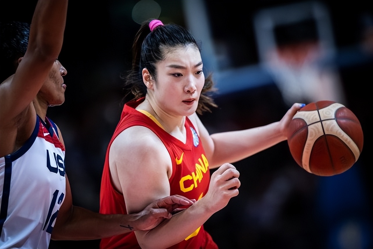 女篮最低年薪,中国女篮十大天价年薪