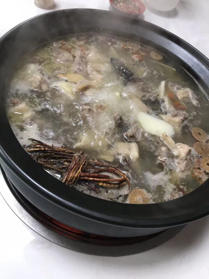 鼎记甲鱼鸡子牛鞭煲为什么这么火,鸡子甲鱼牛鞭煲好吃吗