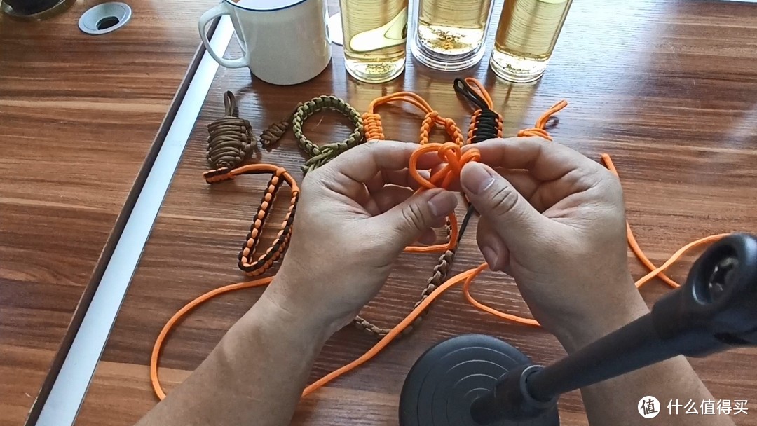 捆绑绳子教程简单方法,捆绳子怎么捆又快又好看