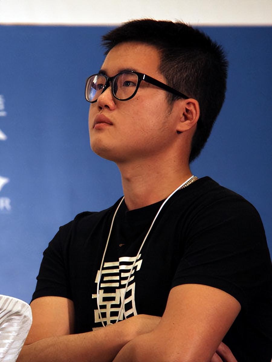 少年中国说张天一董明珠在哪一期,张天一霸蛮米粉创始人和董明珠