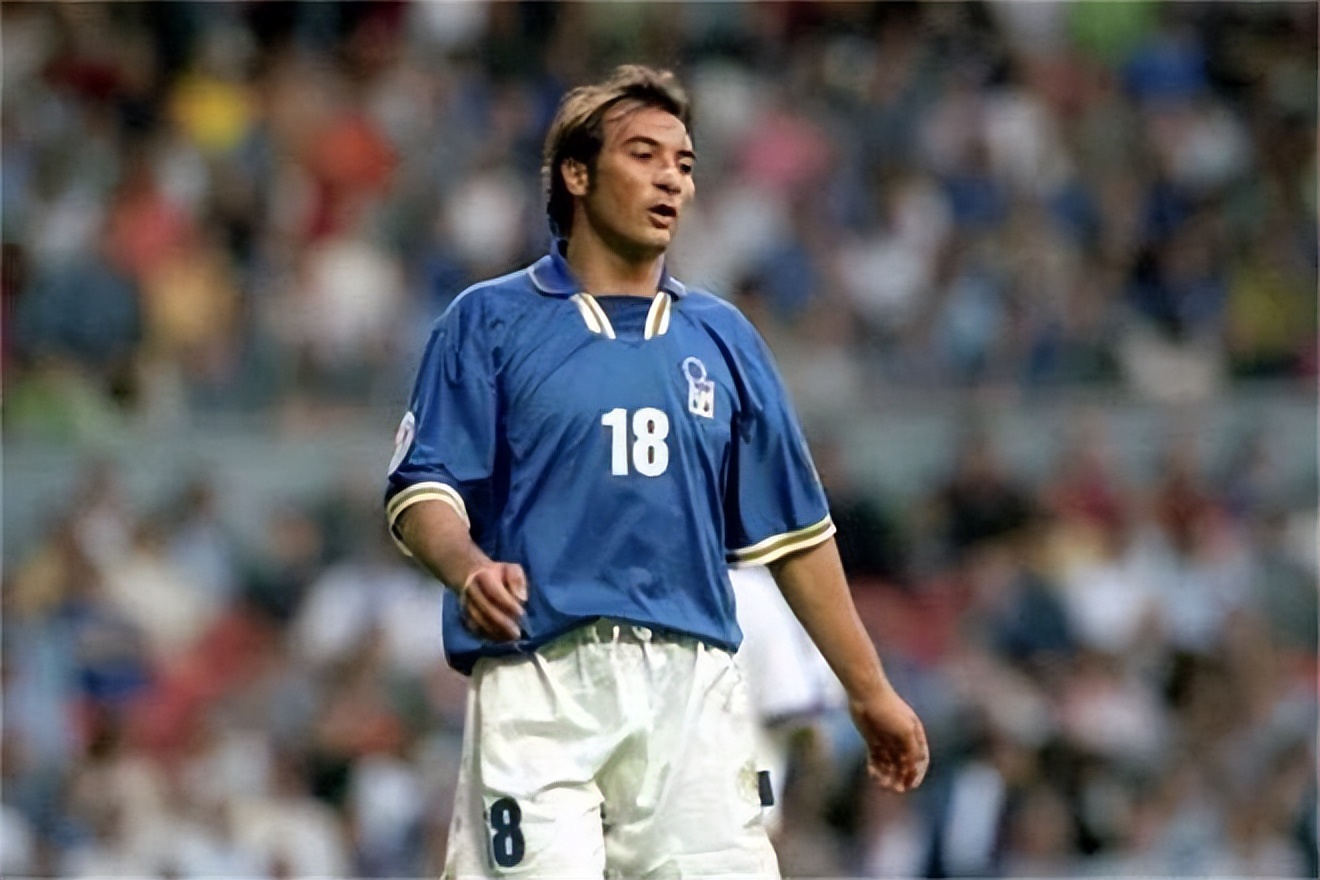 24岁遭尤文清洗，29岁成切尔西累赘，前意大利主力前锋生不逢时