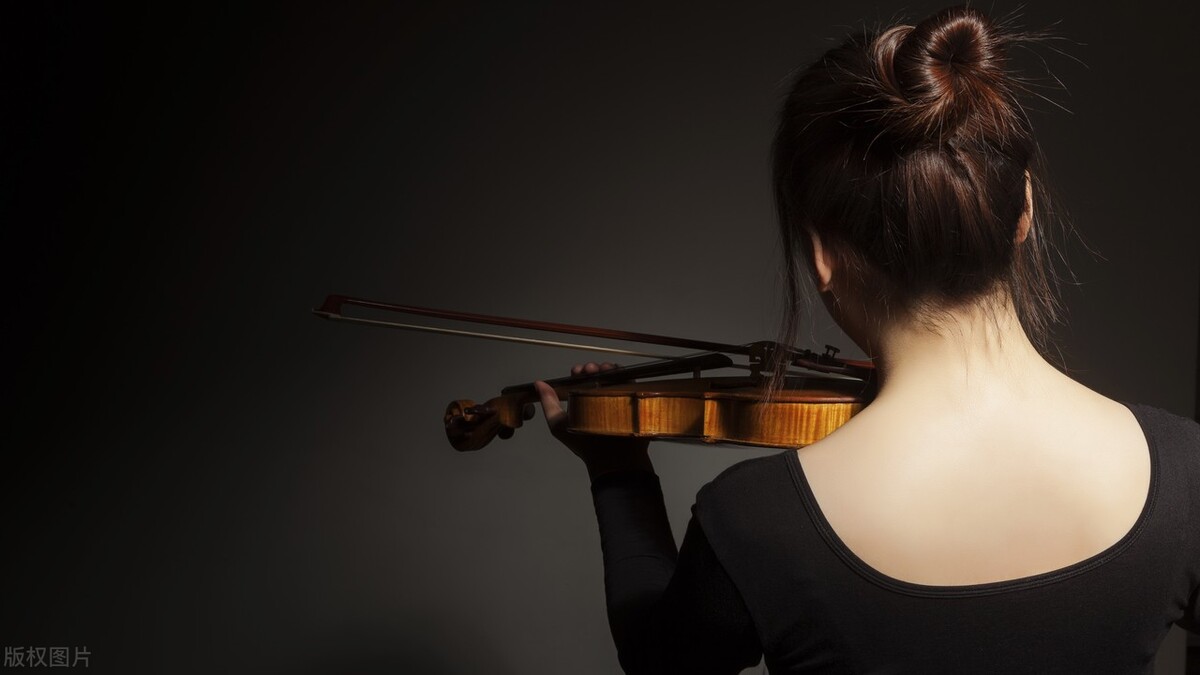 女生学什么乐器最快最好学,什么乐器适合女生自学