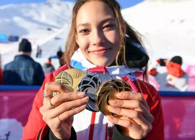 2022谷爱凌大跳台夺冠回放完整版,15岁谷爱凌夺冠视频