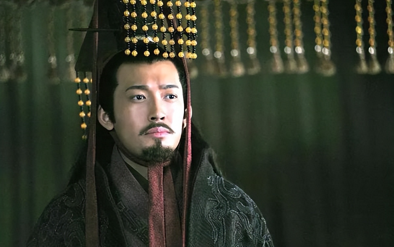 毛主席是如何点评刘备的？他有两个致命缺点，注定他无法统一三国