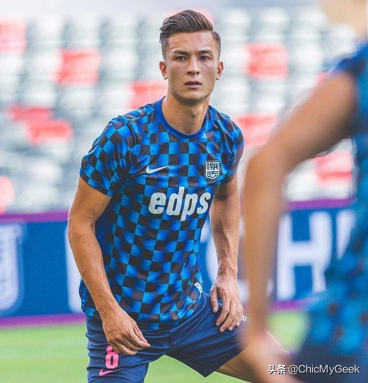 一代足球巨星c罗,香港男足高颜值帅哥