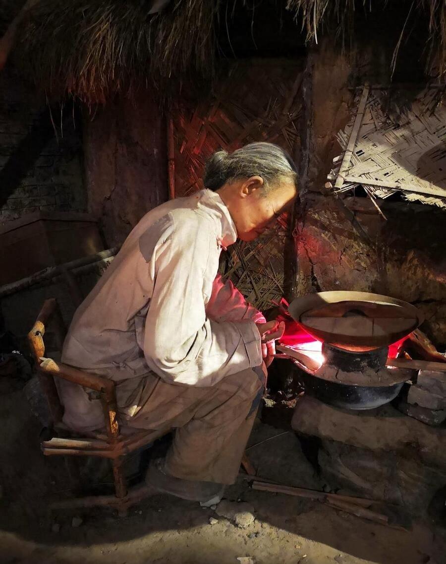 清朝70岁变态狂用巫术猥亵、引诱致死16名少女，判决很满意