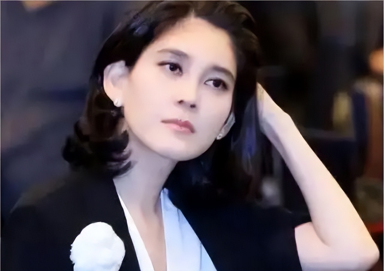 一个女人的婚姻悲惨经历,女人残酷的婚姻现状