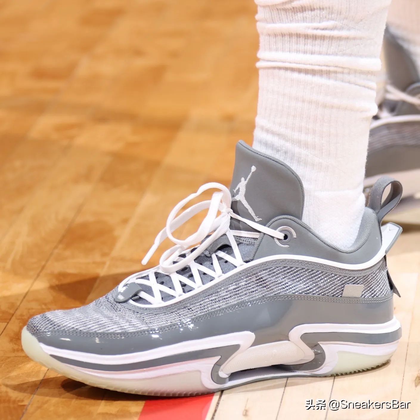 今日nba球星上脚球鞋一览 (nba球星球鞋每日上脚詹姆斯)