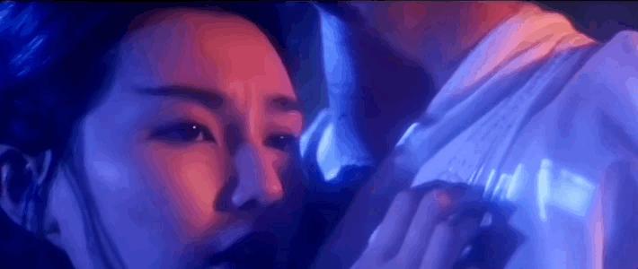 梅艳芳怎么走出失恋,梅艳芳漫步人生路