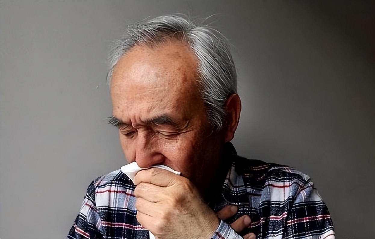 一种边缘*行为性**，让我确诊了喉癌，希望大家能引以为戒！