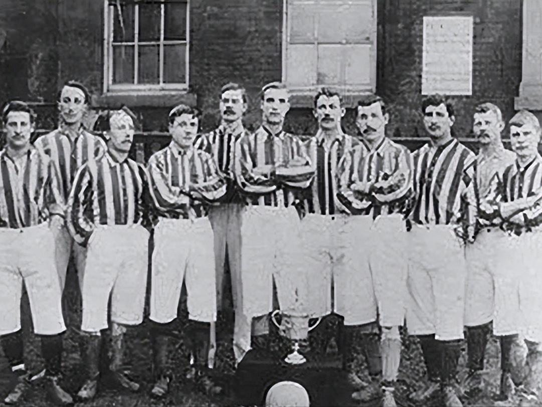 历史上的10月26日发生了什么,12月26日历史的今天