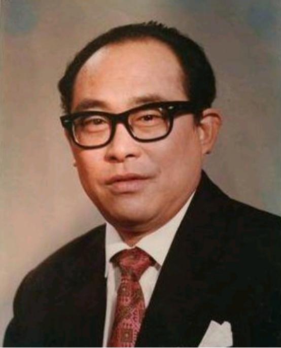 东方夜莺朱逢博完整版,东方夜莺朱逢博图片