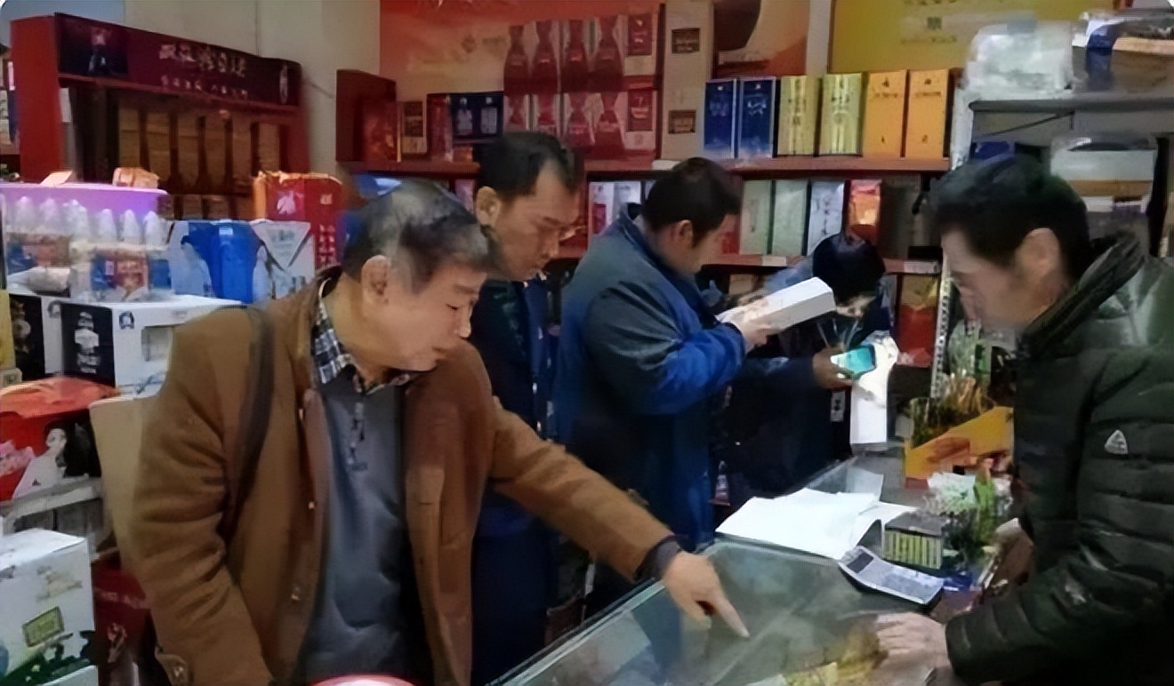烟酒专柜赚钱吗,烟酒零售店利润怎么样