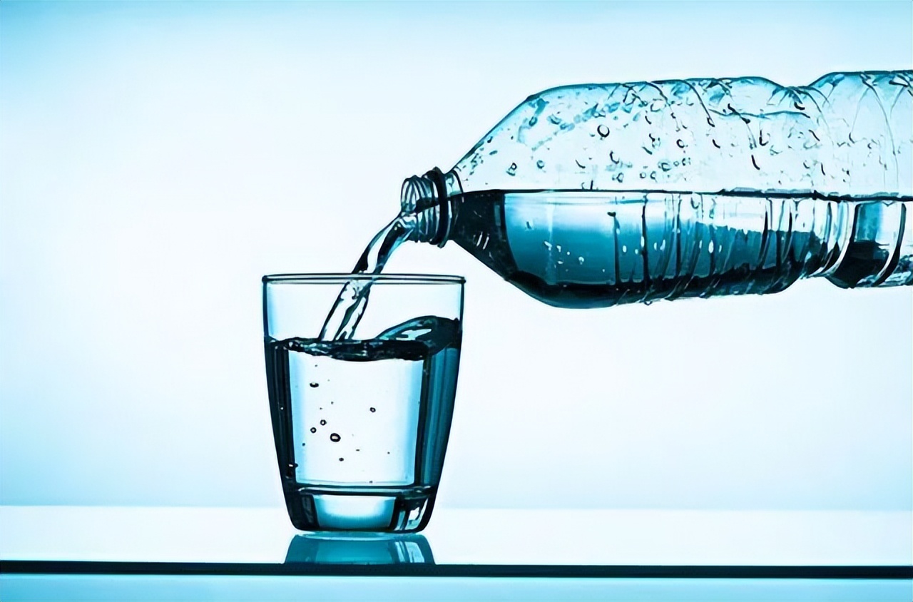 半夜被闹钟突然叫醒危害,被闹钟惊醒危害