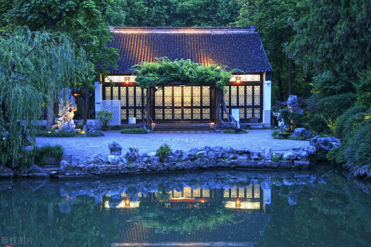 若有所思原唱,乌镇之恋深度解析