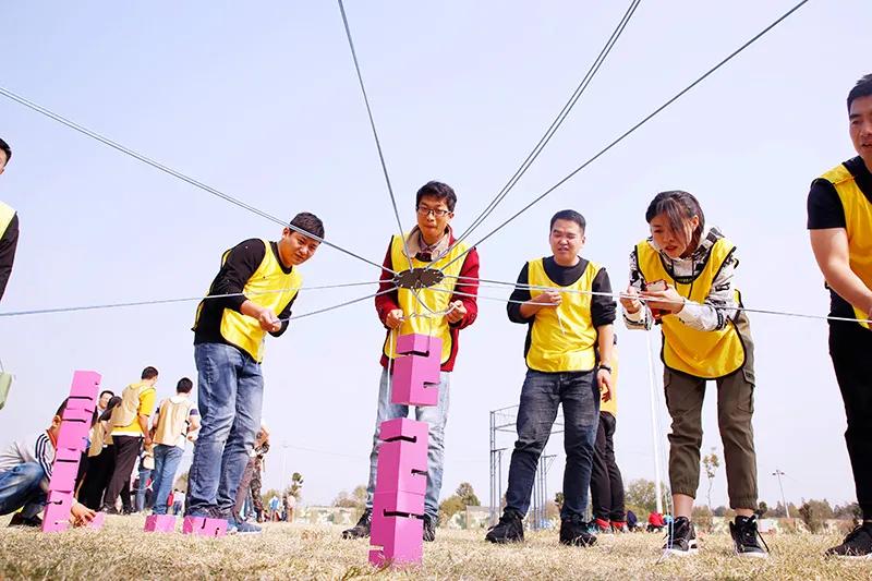 趣玩团建游戏,趣味团建游戏玩法