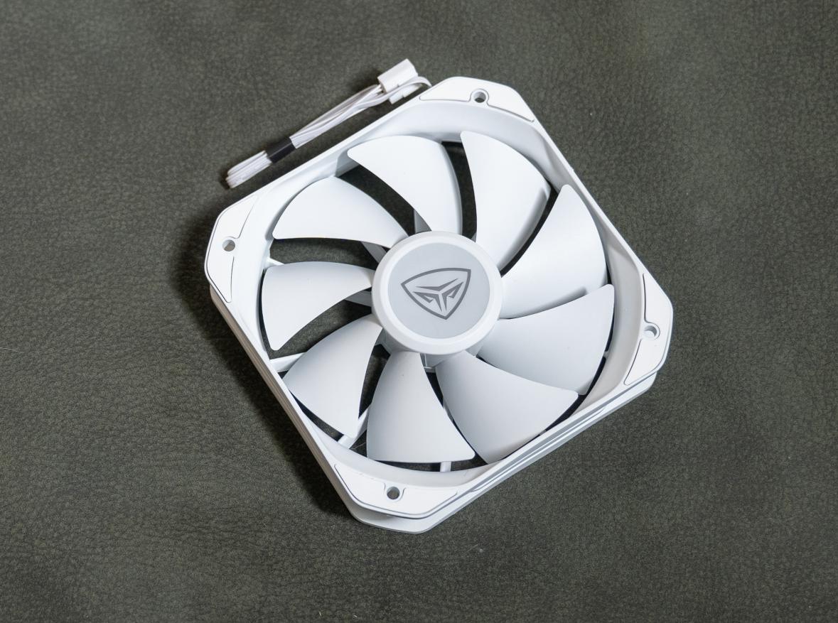 锐龙7600x真能比13600kf强吗,锐龙7600x值得买吗