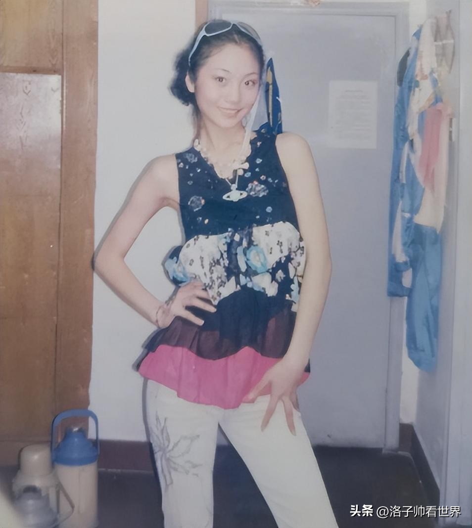 年入百万的42岁女子,年入千万29岁女孩生下三胞胎