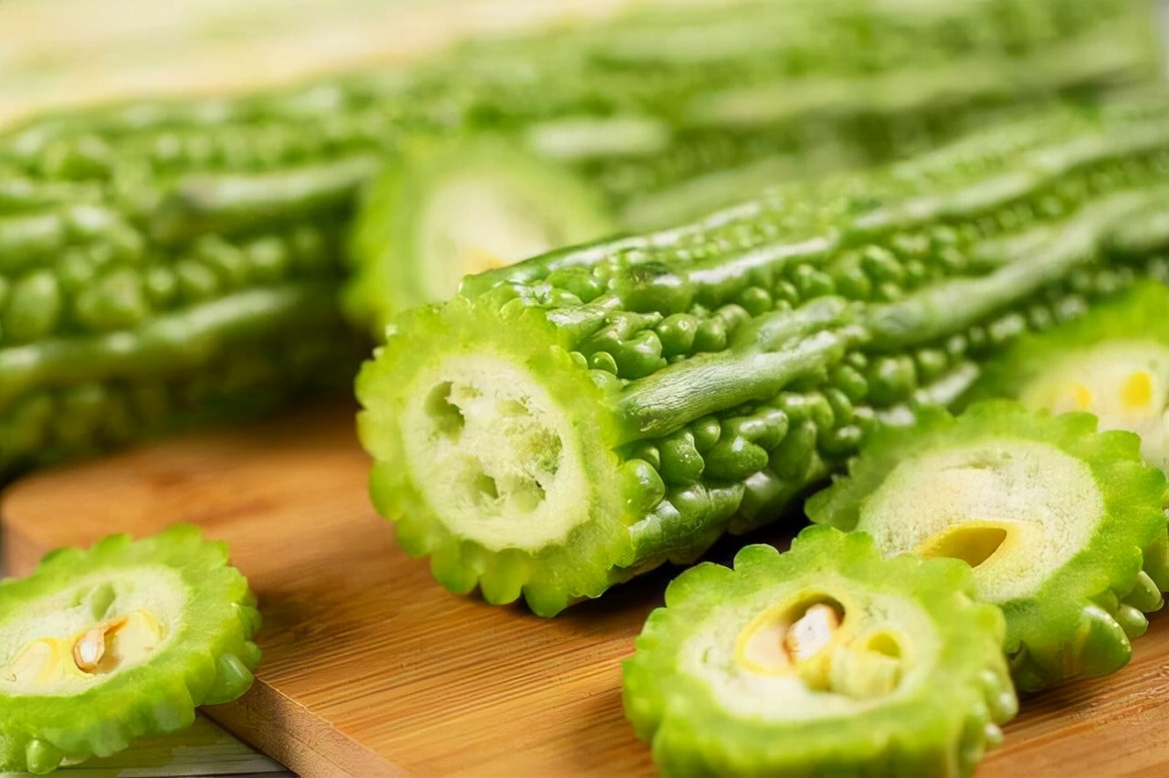 胃不好的人少吃这5种水果,胃不好应该吃哪些蔬菜