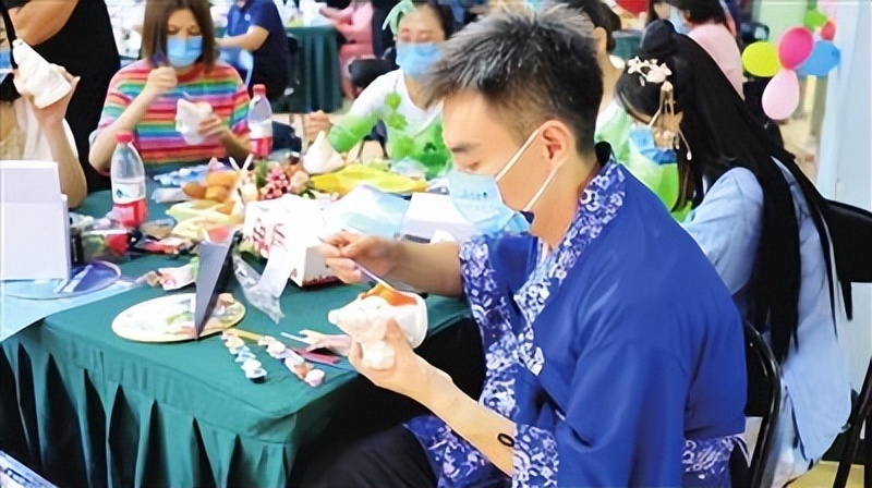 丹桂飘香迎中秋两岸情浓庆佳节