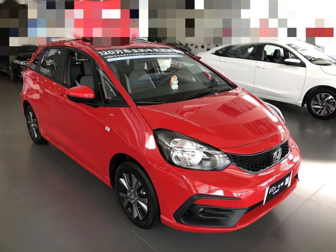 本田飞度裸车1.5t4s店报价,本田飞度最低配没音响