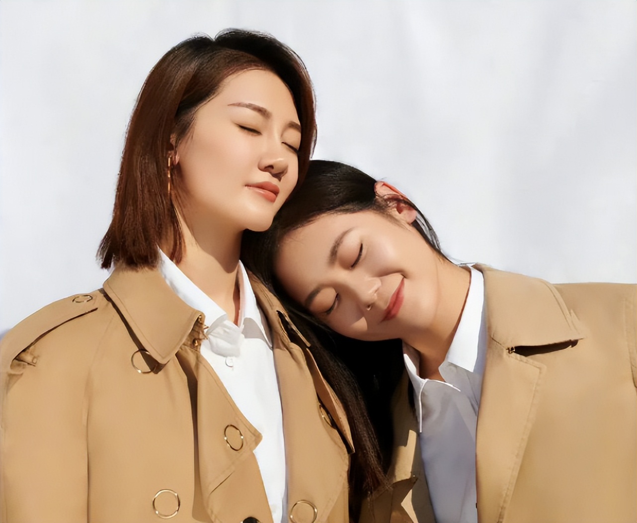 郑恺携妻女回家看父母,郑恺带女儿去跑男