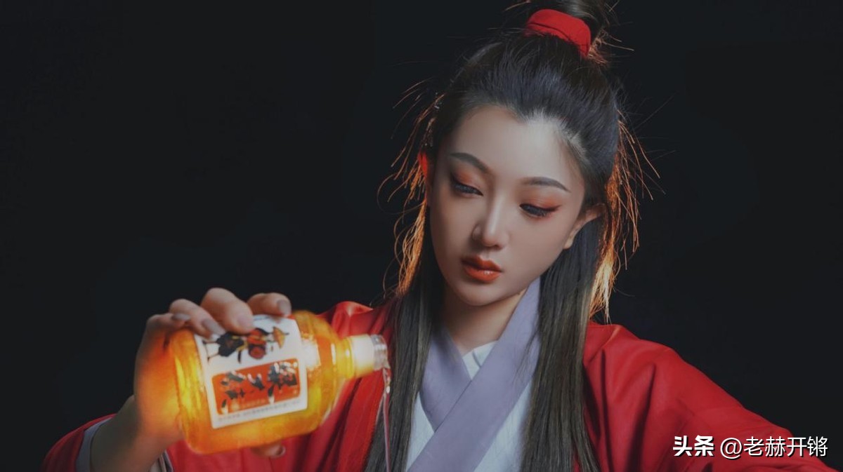 低至9元拼多多,拼多多海外版登顶