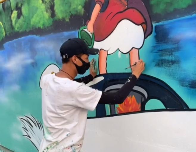 现实版“神笔马良”大新：凭一支笔带全村暴富，被华春莹点赞