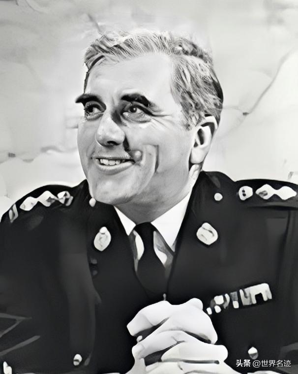 涓嫳棣欐腐闂璋堝垽浠ｈ〃,涓嫳鍏充簬棣欐腐闂璋堝垽