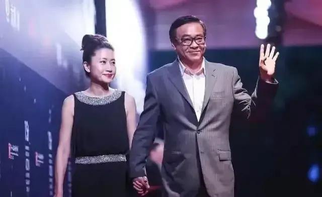 10对丁克夫妻，有人丁克至死，有人后悔晚矣，还有2对偷生孩子