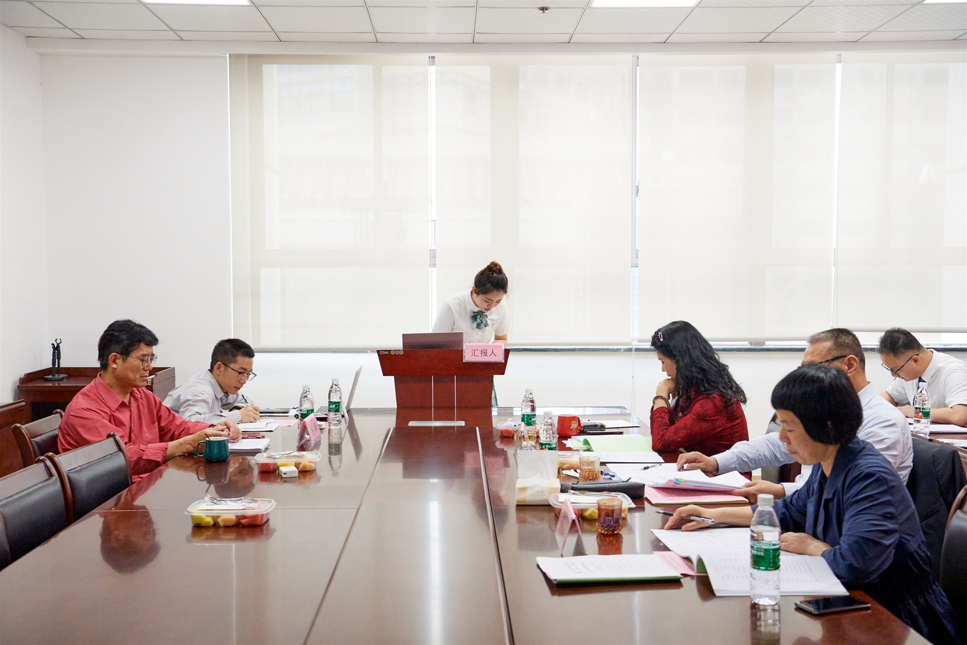 研究生毕业论文答辩的范文,临床研究生毕业论文答辩视频讲解