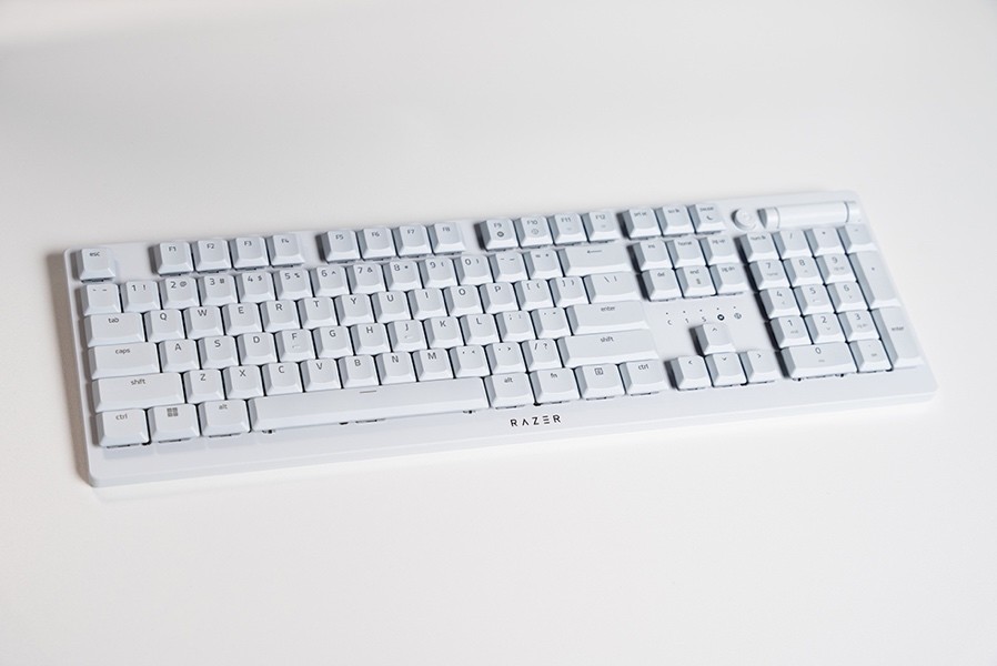 雷蛇噬魂金蝎v2无线版测评,雷蛇噬魂金蝎V2无线版