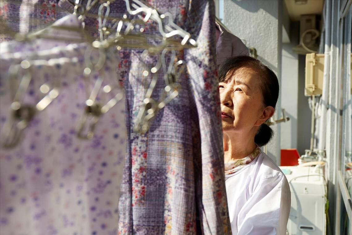 到儿子家养老，儿媳给我买小零食，原以为她孝顺，明白后不寒而栗