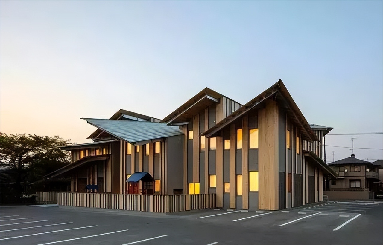 全球最美的十大幼儿园,日本幼儿园与中国幼儿园对比感受