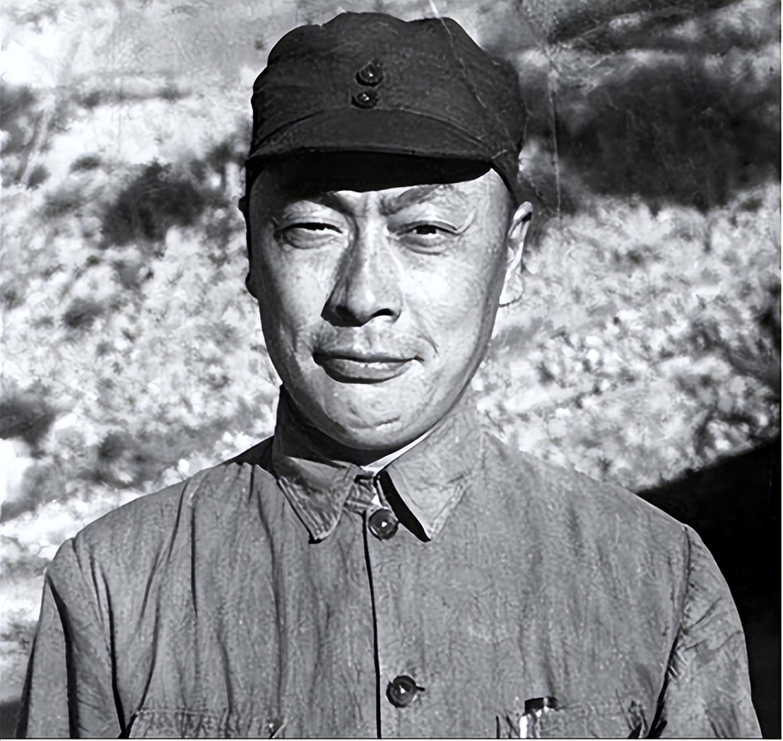 张铚秀找陈毅报到，请求尽快分配工作，陈毅：我还是个空军司令呢