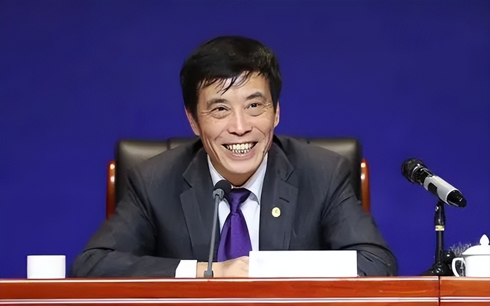 上港后防失误,上港队最新新闻